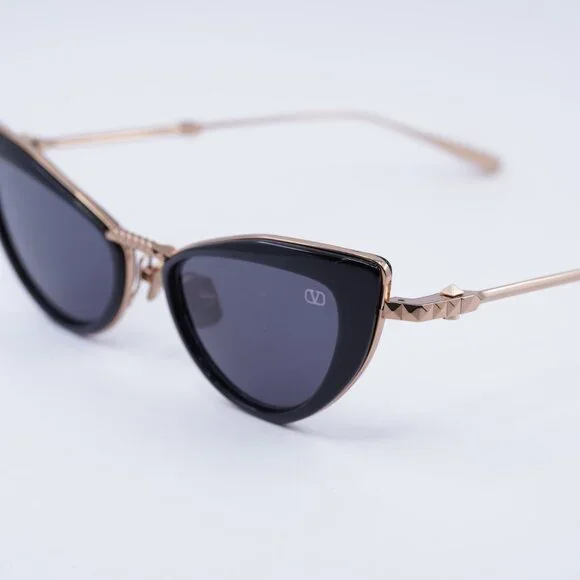 Valentino VIII VLS-102A Sunglasses Black/Rose Gold Cat Eye  display picture 2
